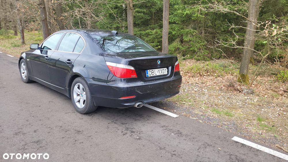 BMW Seria 5 520d - 4