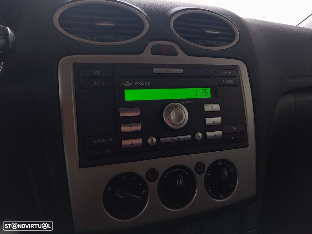 Ford Focus 1.4 16V Trend - 7