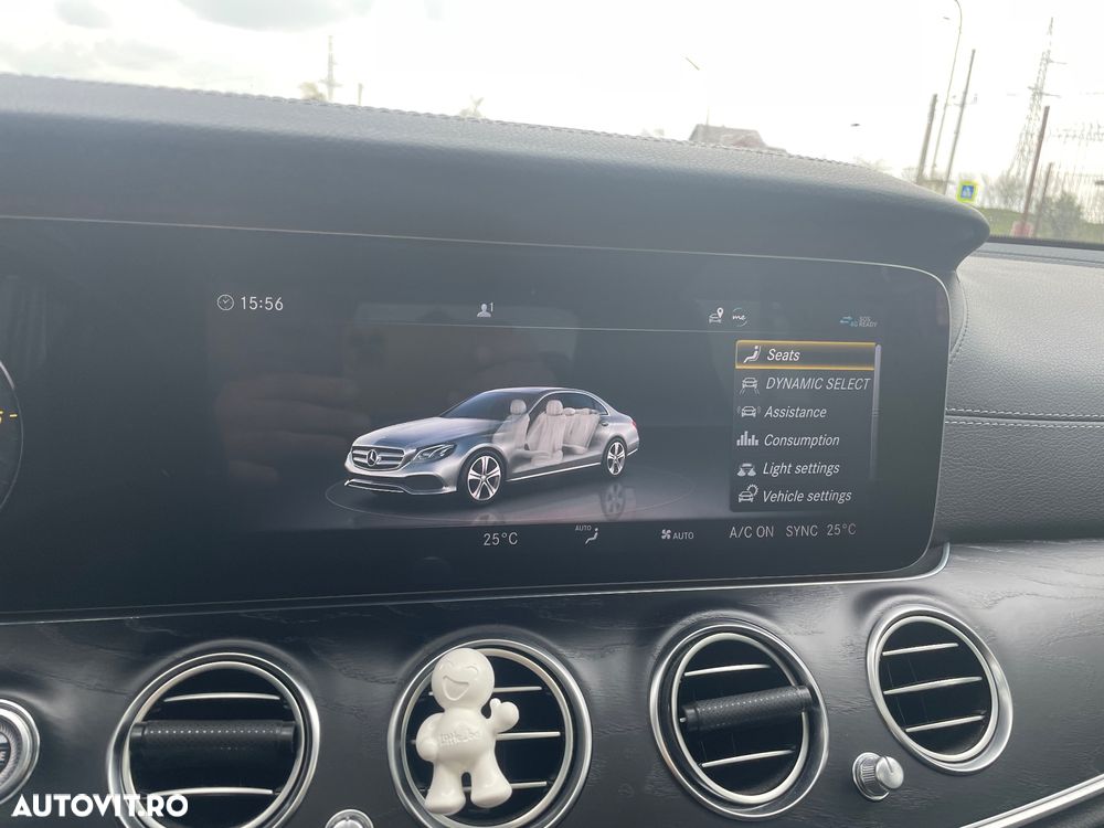 Mercedes-Benz E - 32