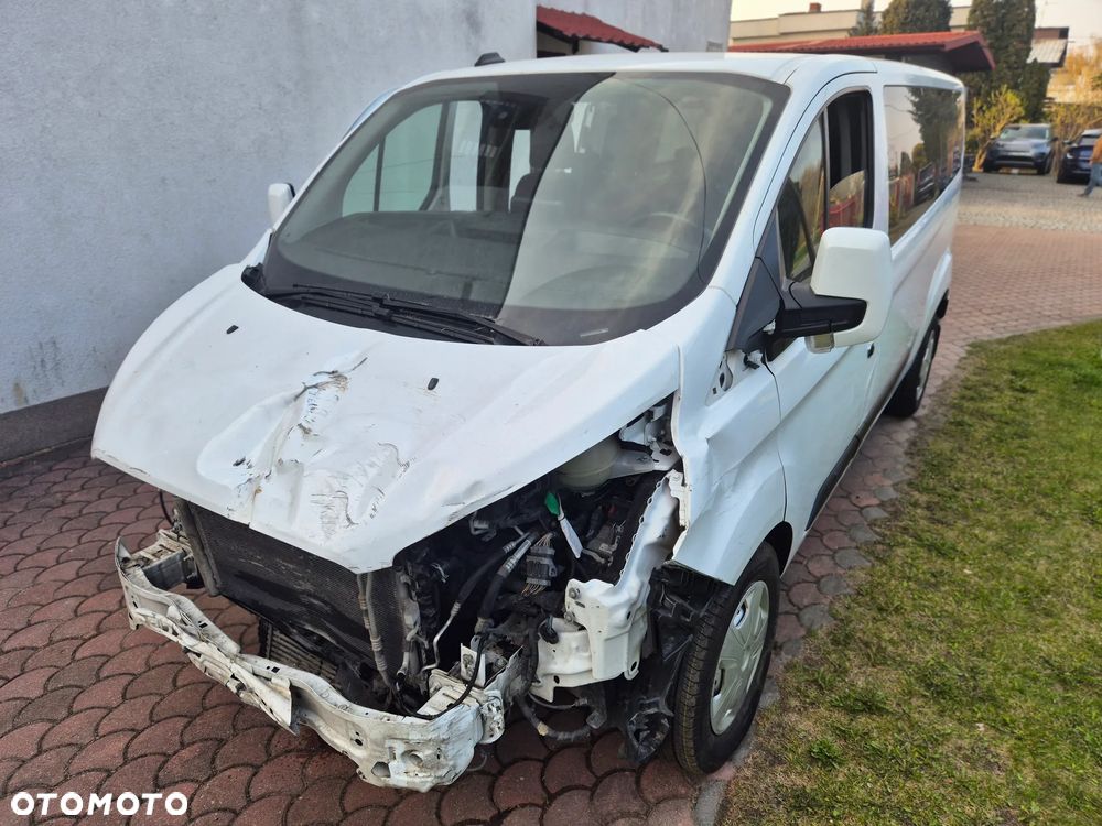 Ford Transit Custom 320 L2H1 Limited (bryg.) - 2