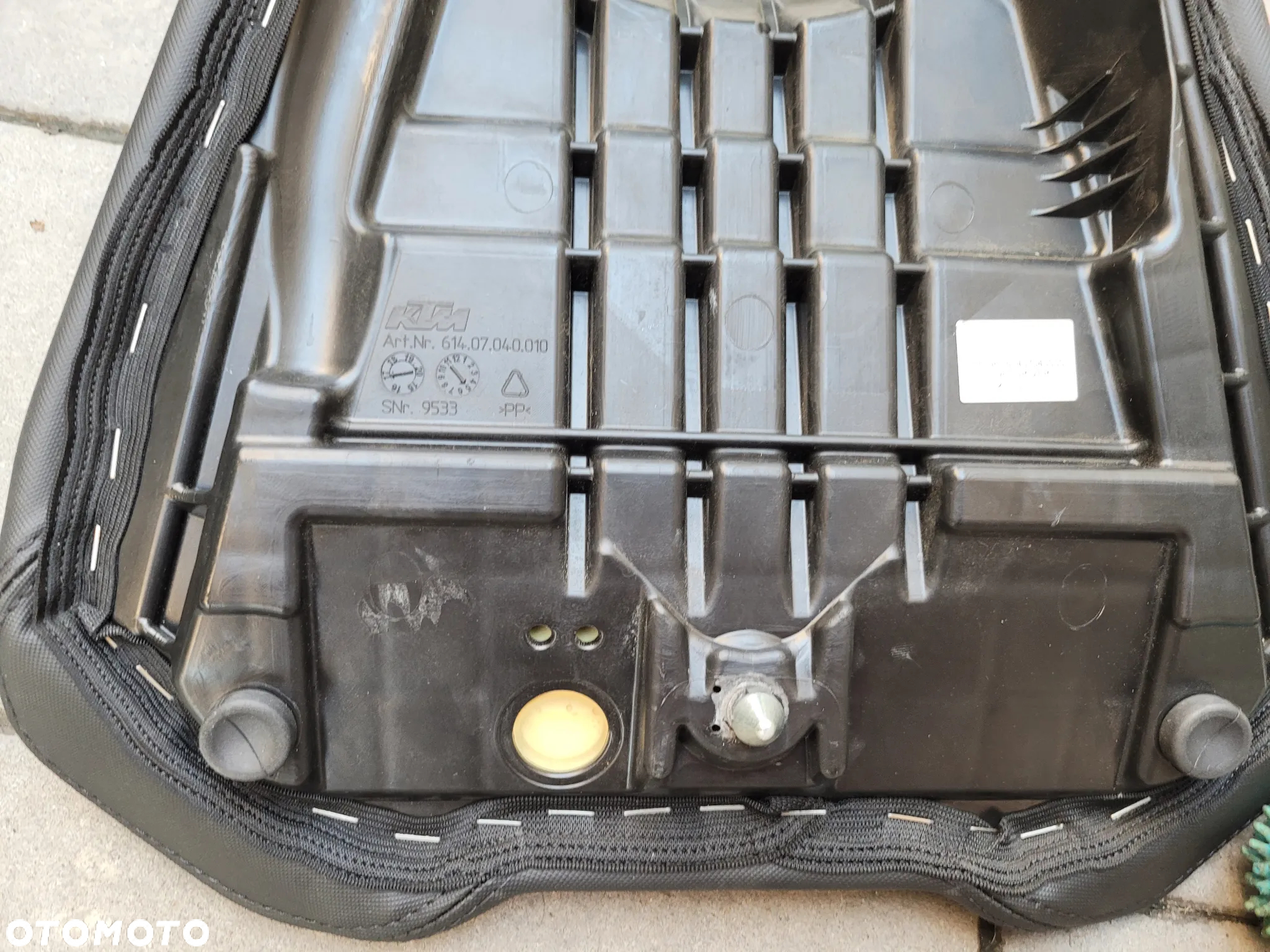 Siedzenie kierowcy, fotel, kanapa przód KTM 1290 Super Duke GT - 19