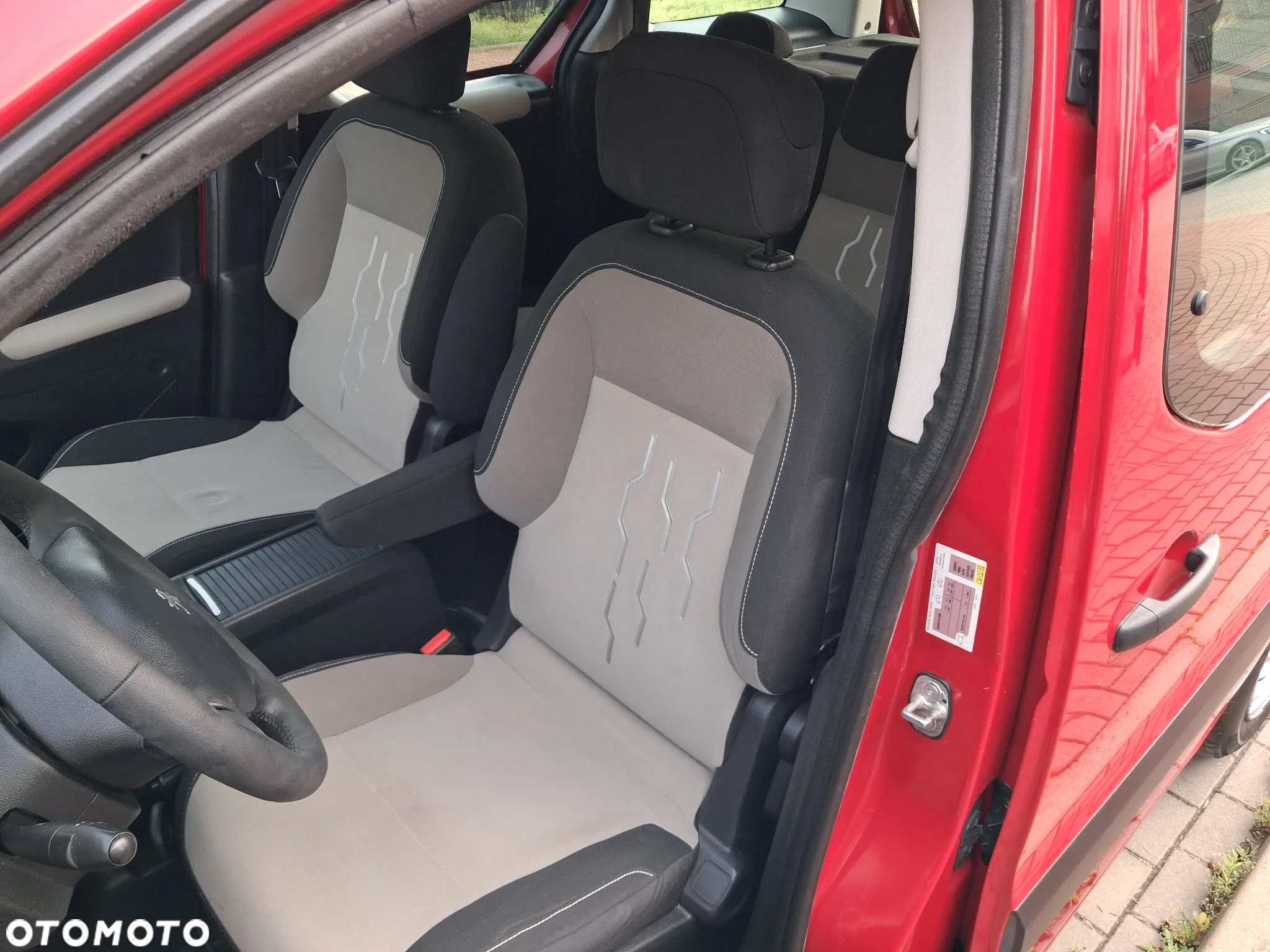 Peugeot Partner 1.6 HDi Outdoor - 12
