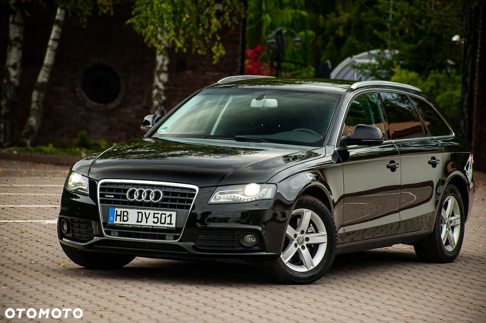 Audi A4 Avant 2.0 TDI DPF quattro Ambition - 2