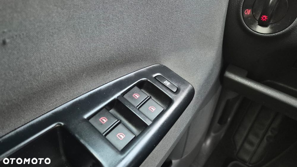 Volkswagen Polo - 9