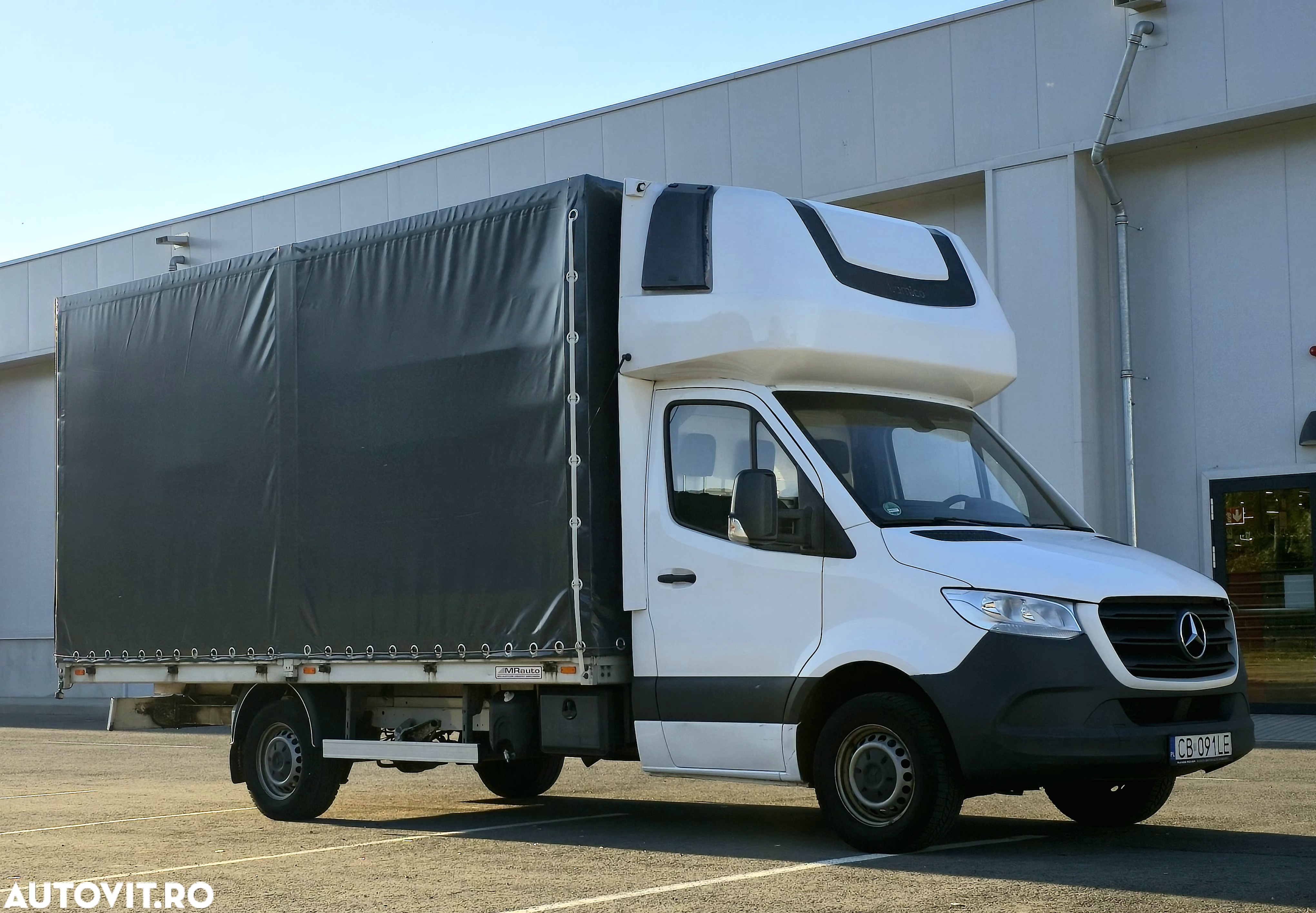 Mercedes-Benz Sprinter - 17
