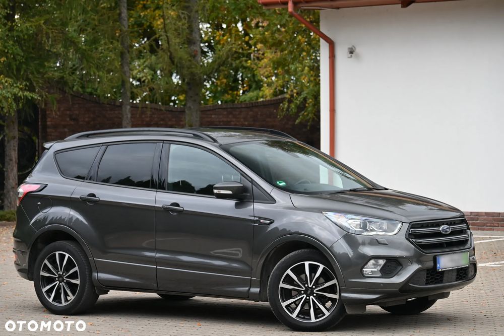 Ford Kuga 1.5 EcoBoost 2x4 ST-Line - 10