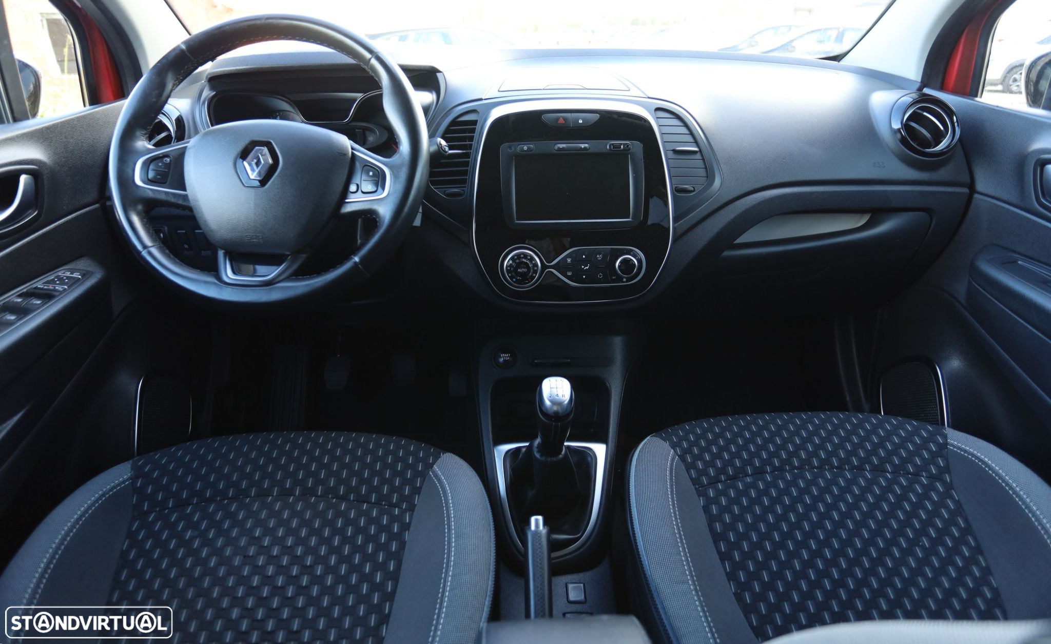 Renault Captur 1.5 dCi Exclusive - 18