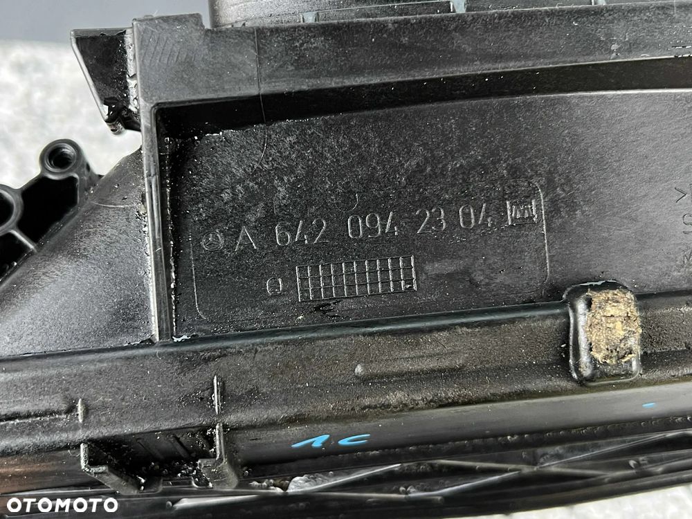 Filtr Powietrza Mercedes Benz A6420942304 - 4