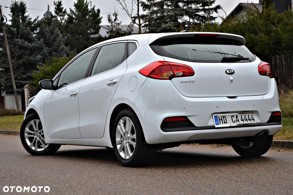 Kia Ceed 1.4 CVVT Vision - 10