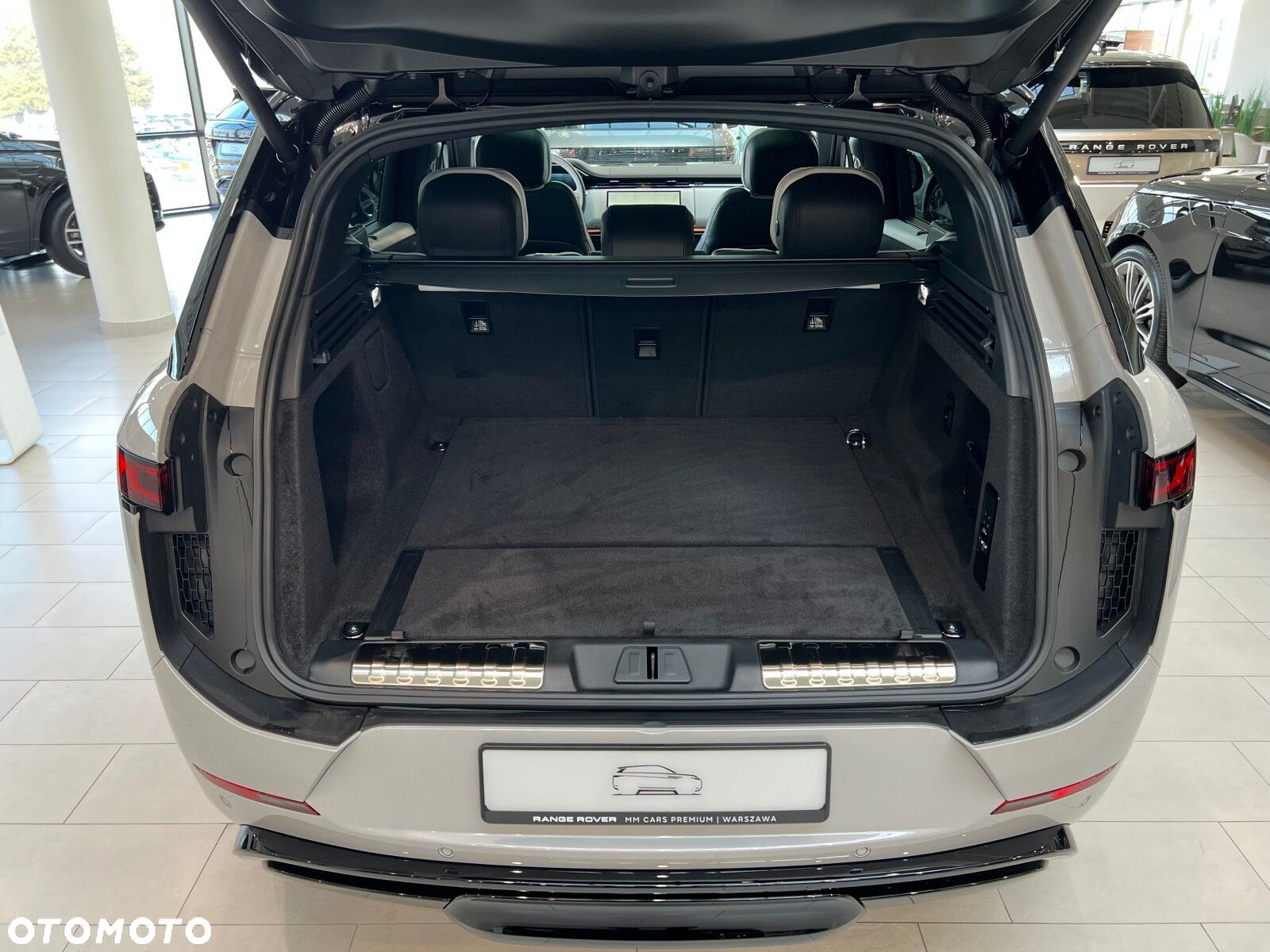 Land Rover Range Rover Sport - 9