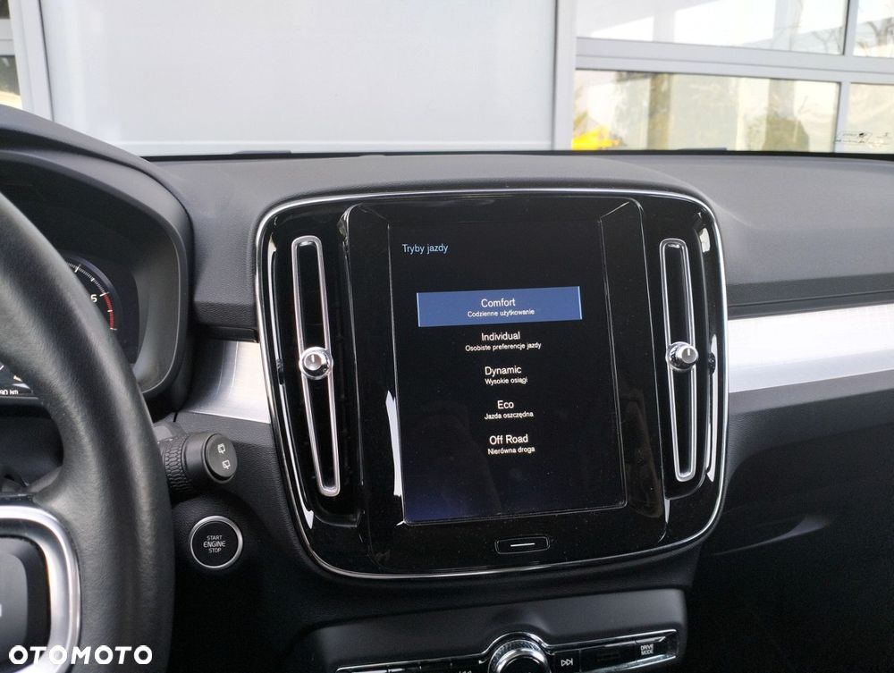 Volvo XC 40 - 21