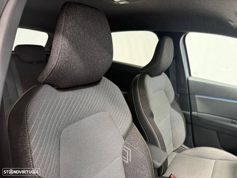 Renault Captur 1.6 E-Tech Full Hybrid Techno - 14