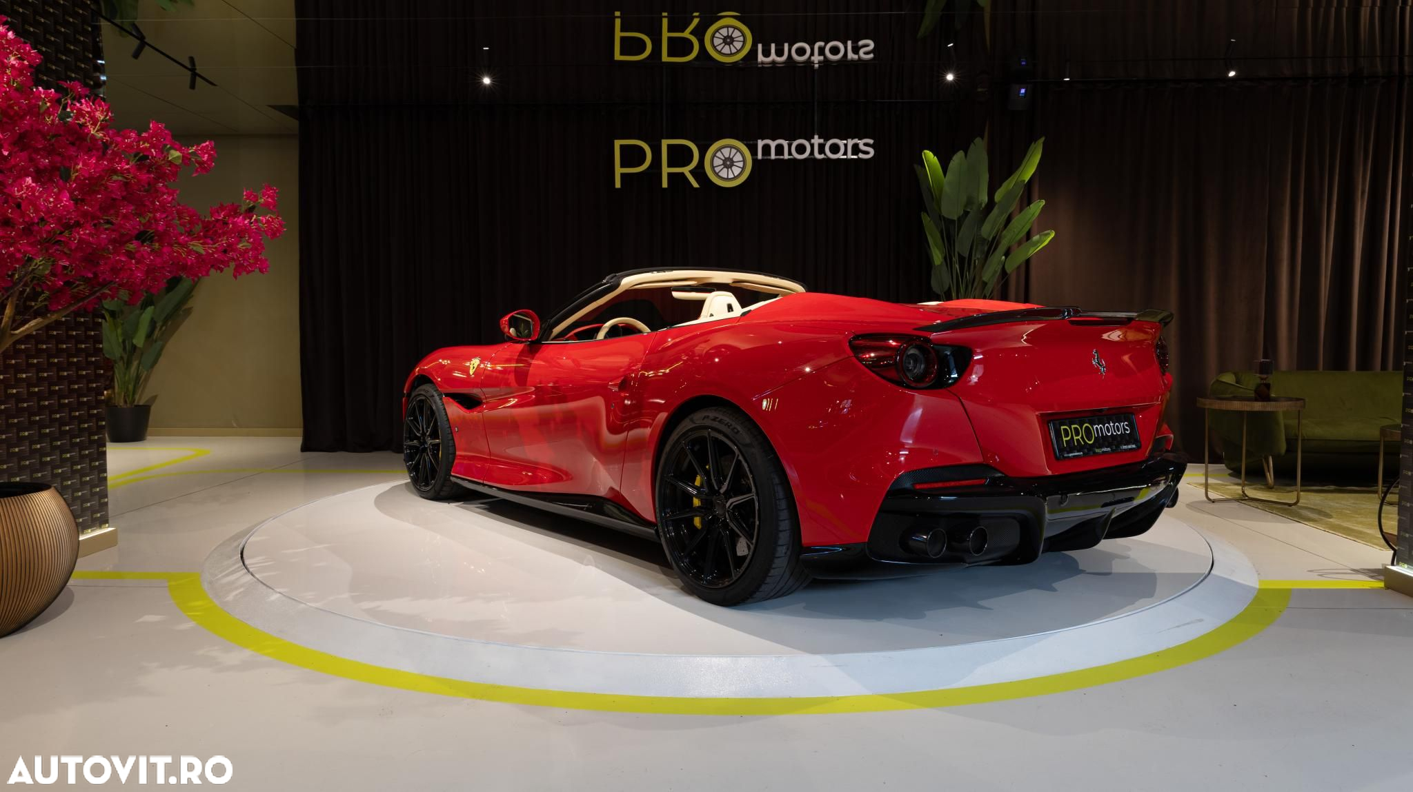 Ferrari Portofino - 8