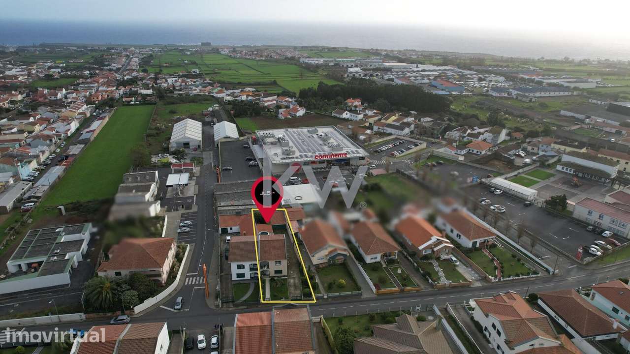 Moradia T4 com entrada e garagem na Freguesia de Arrifes, Ponta Delgad - Grande imagem: 2/45
