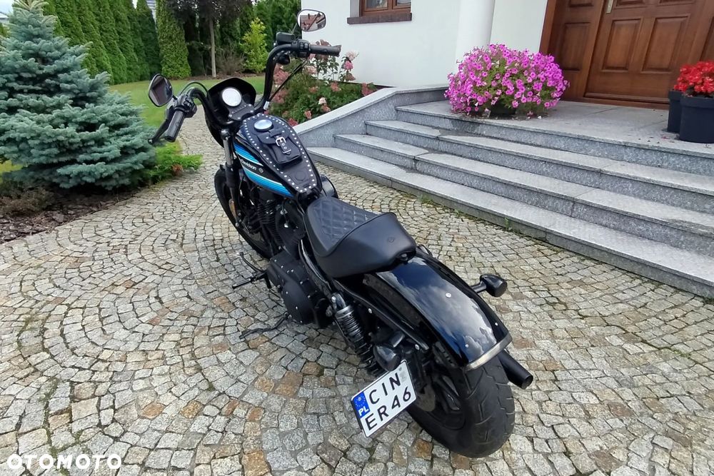 Harley-Davidson Sportster Iron 1200 - 8