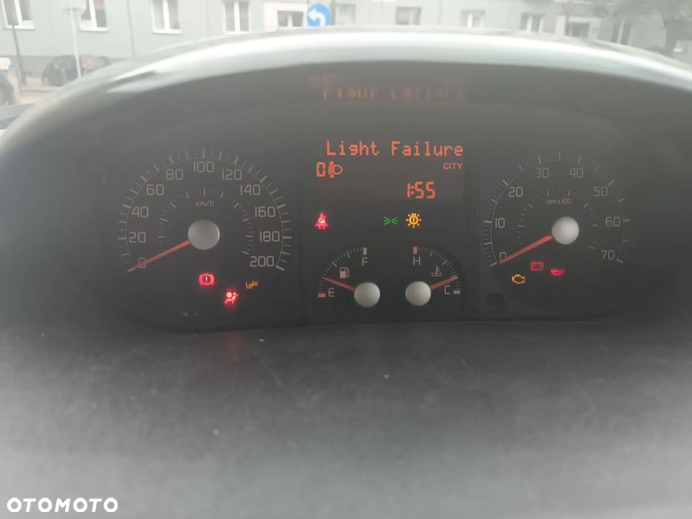 Fiat Idea 1.4 16V Actual - 4