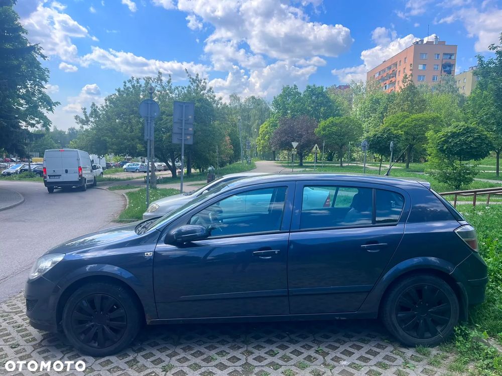 Opel Astra 1.6 Enjoy - 4