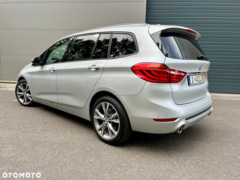BMW Seria 2 220d Gran Tourer xDrive Sport-Aut Sport Line - 12