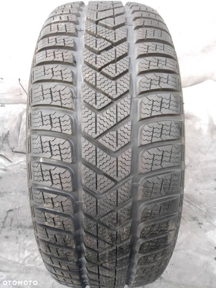 Pirelli Sottozero 3 235/55 R17 99H 2022 - 1