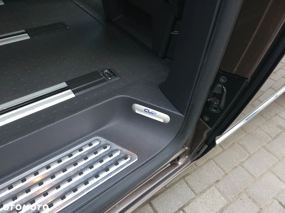 Volkswagen Multivan - 40