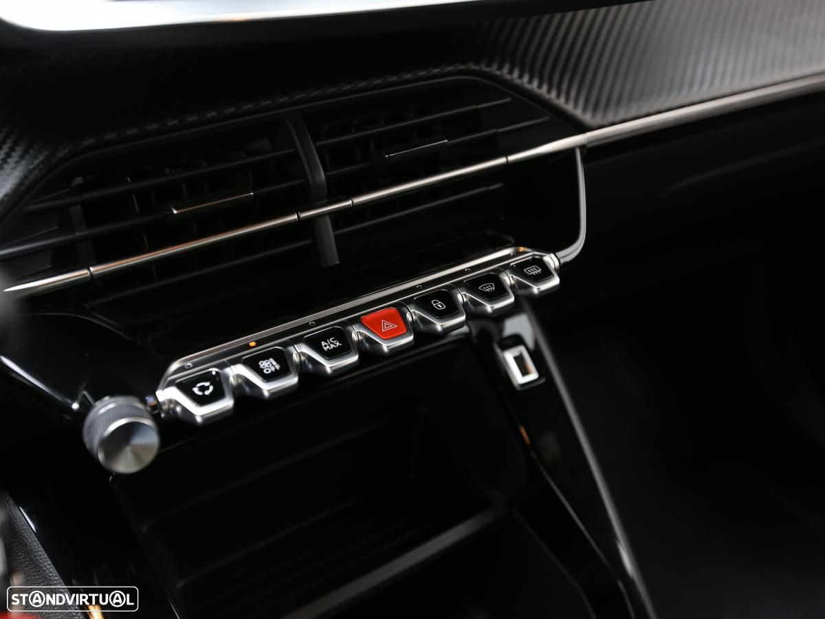 Peugeot 2008 1.2 PureTech Active - 17