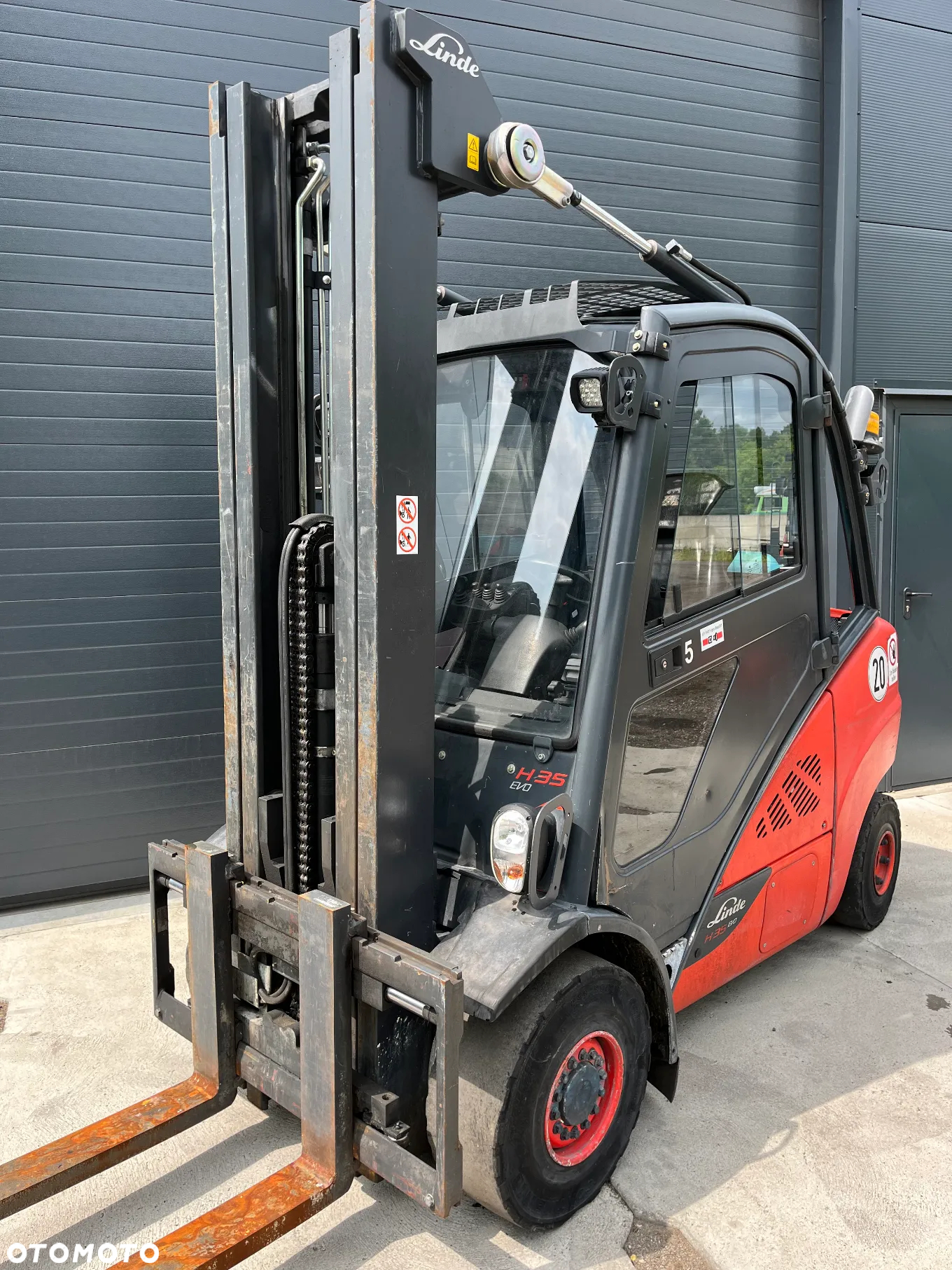 Linde H35-T Gaz LPG TRIPLEX kabina przesuw boczny  oświetlenie drogowe - 15