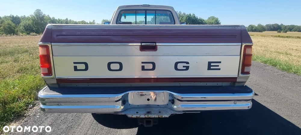 Dodge RAM - 18