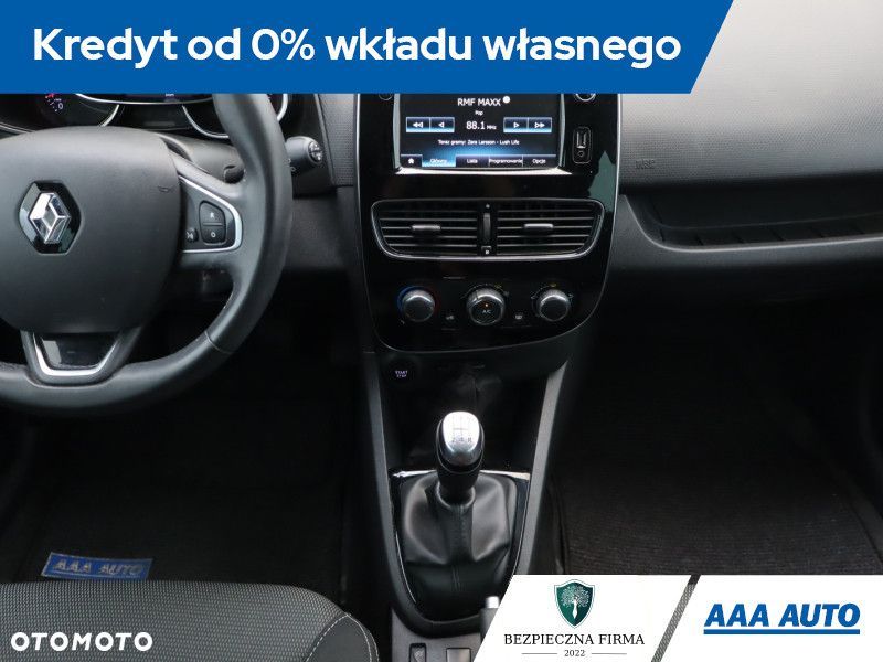 Renault Clio - 14