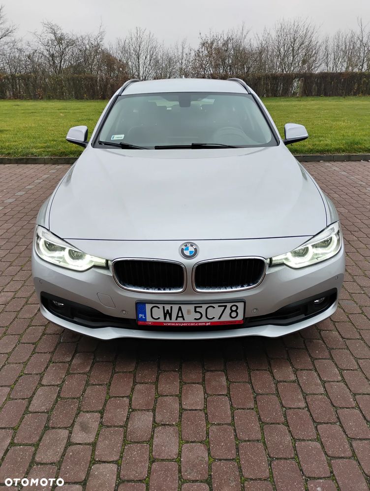 BMW Seria 3 320i xDrive - 1