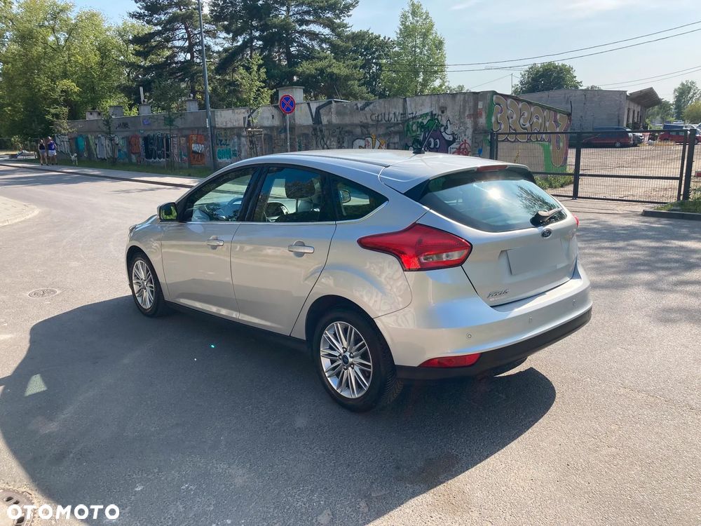 Ford Focus 1.5 TDCi SYNC Edition - 15