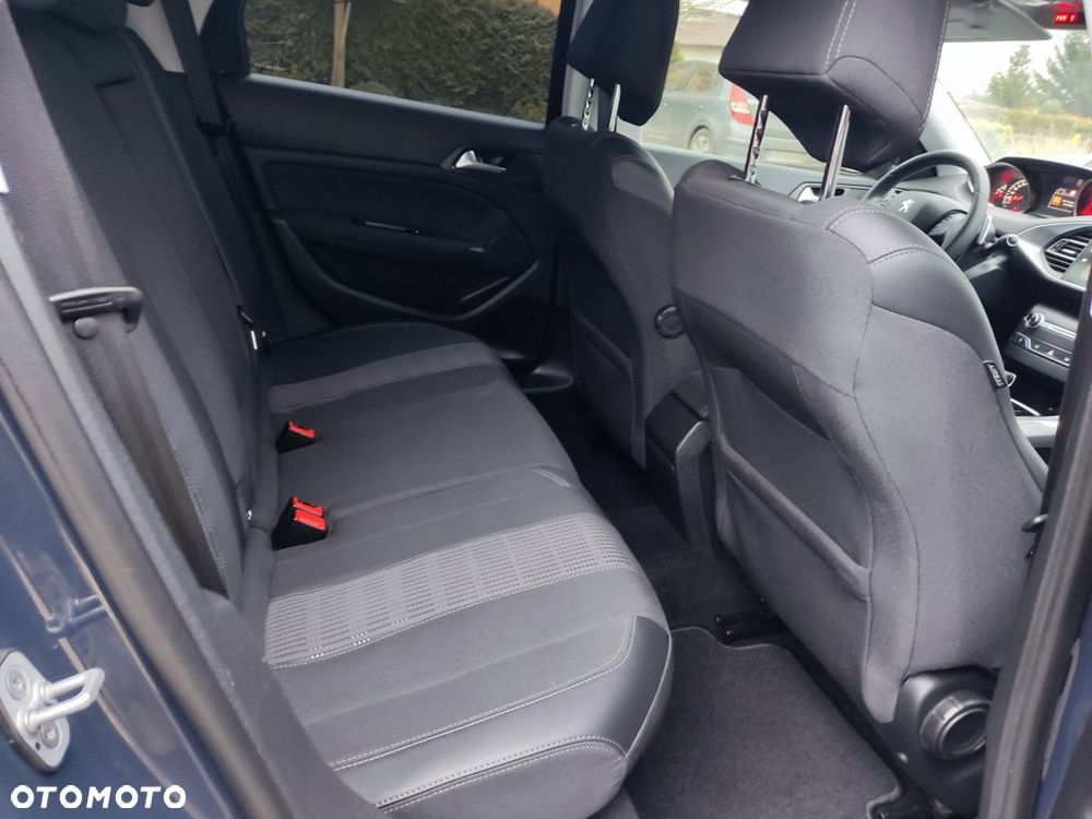 Peugeot 308 BlueHDi FAP 130 EAT8 Stop & Start Allure Pack - 6