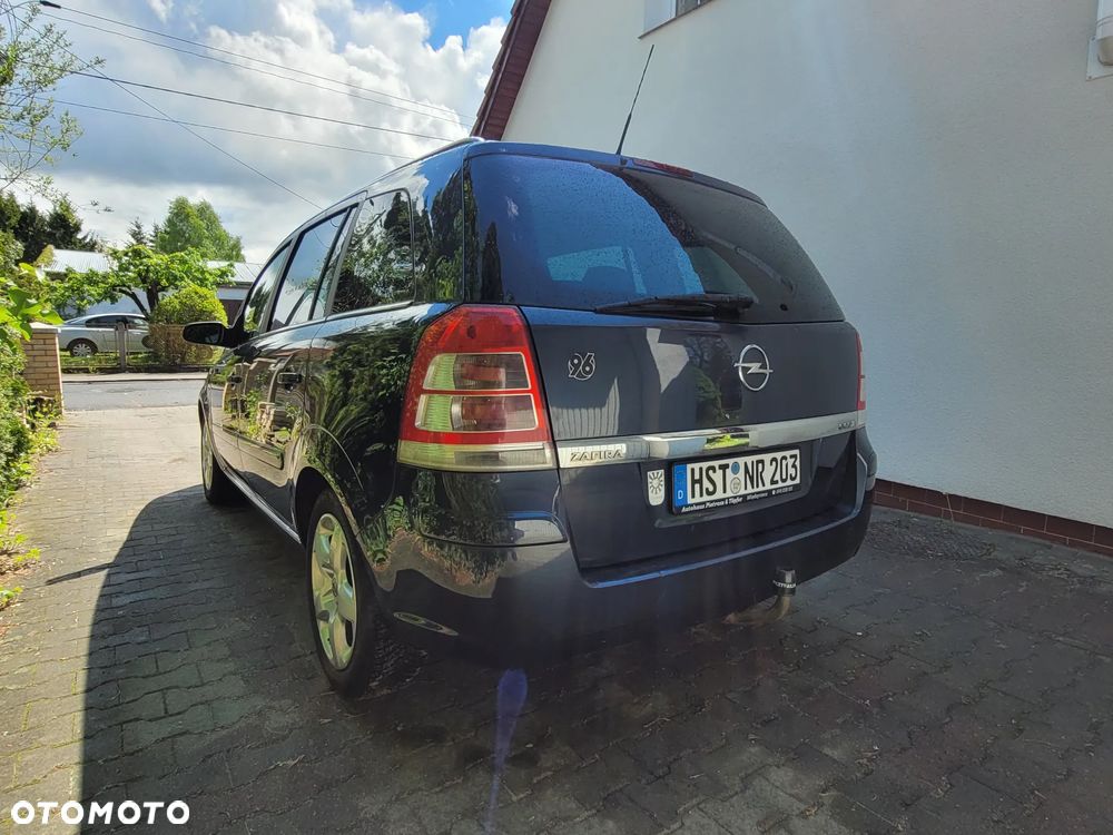 Opel Zafira 1.8 Family Plus - 4