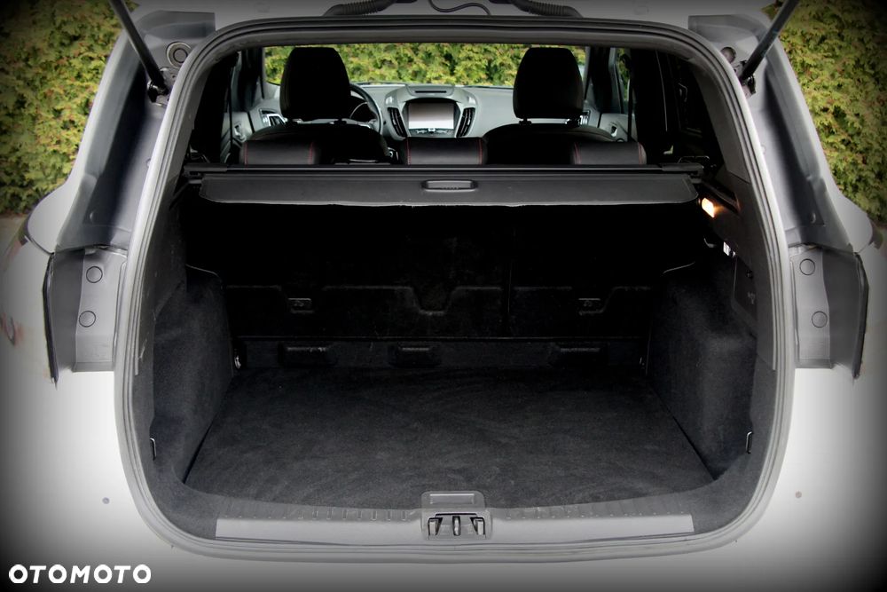 Ford Kuga 1.5 EcoBlue ST-LINE - 16