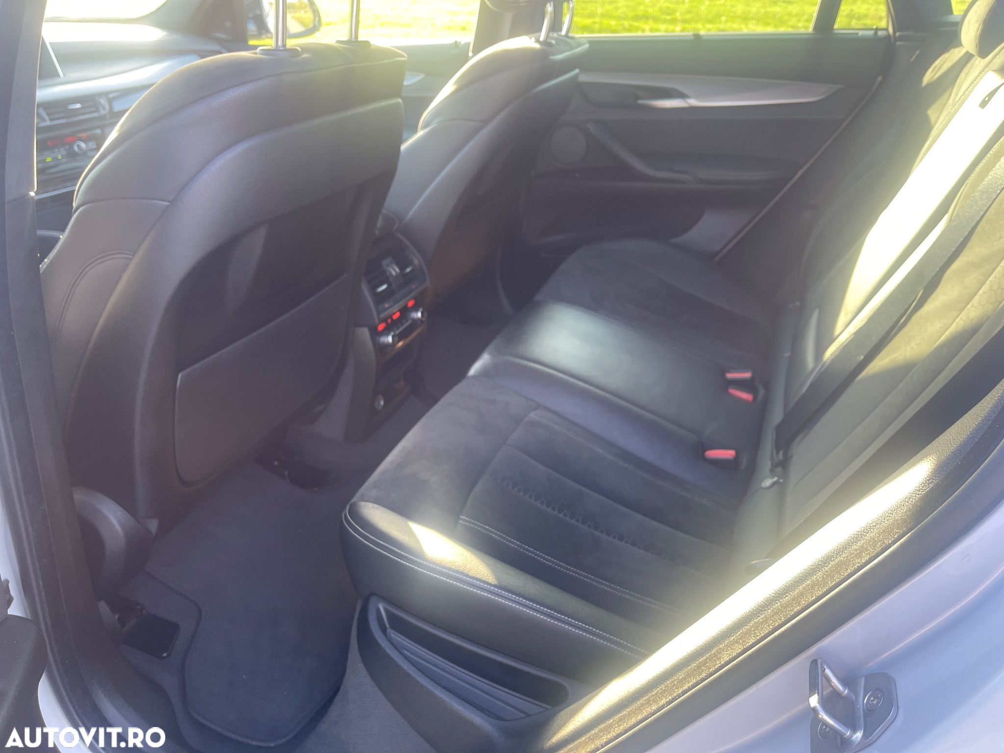 BMW X6 M M50d - 9