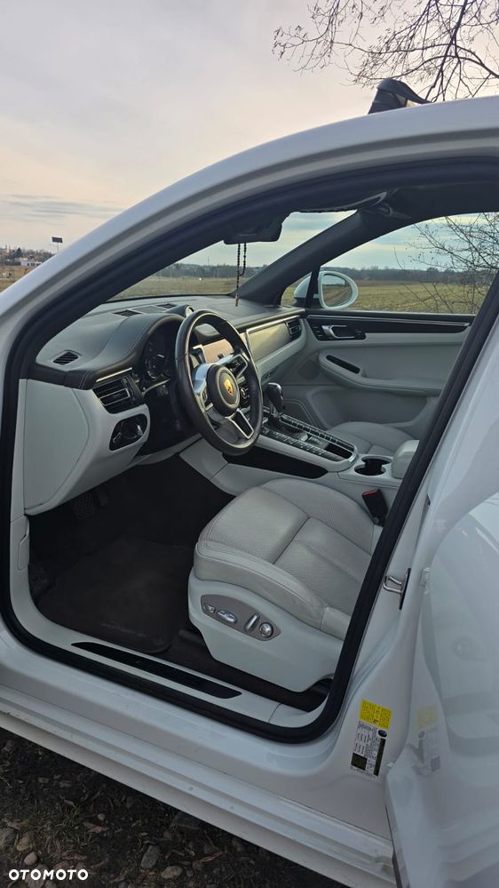Porsche Macan GTS - 13