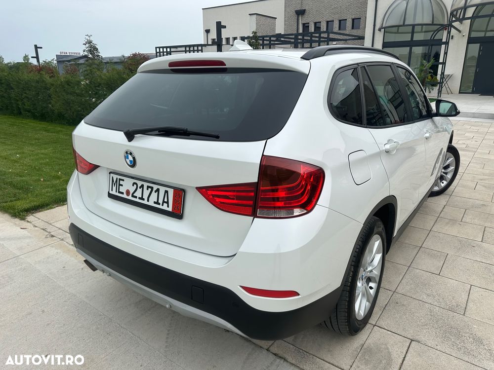 BMW X1 xDrive18d Sport Line - 4