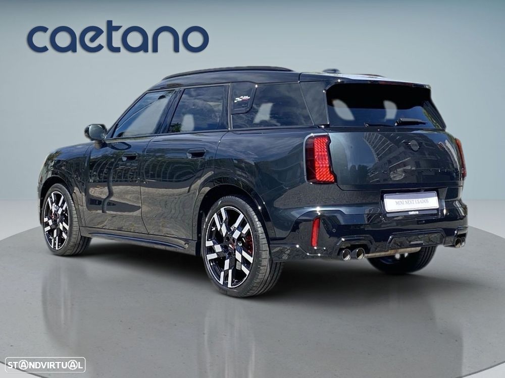 MINI Countryman John Cooper Works L - 28