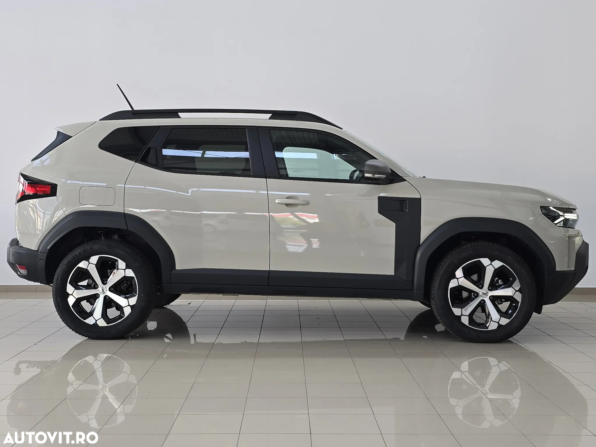 Dacia Duster TCe 130 4X4 MHEV Journey - 24