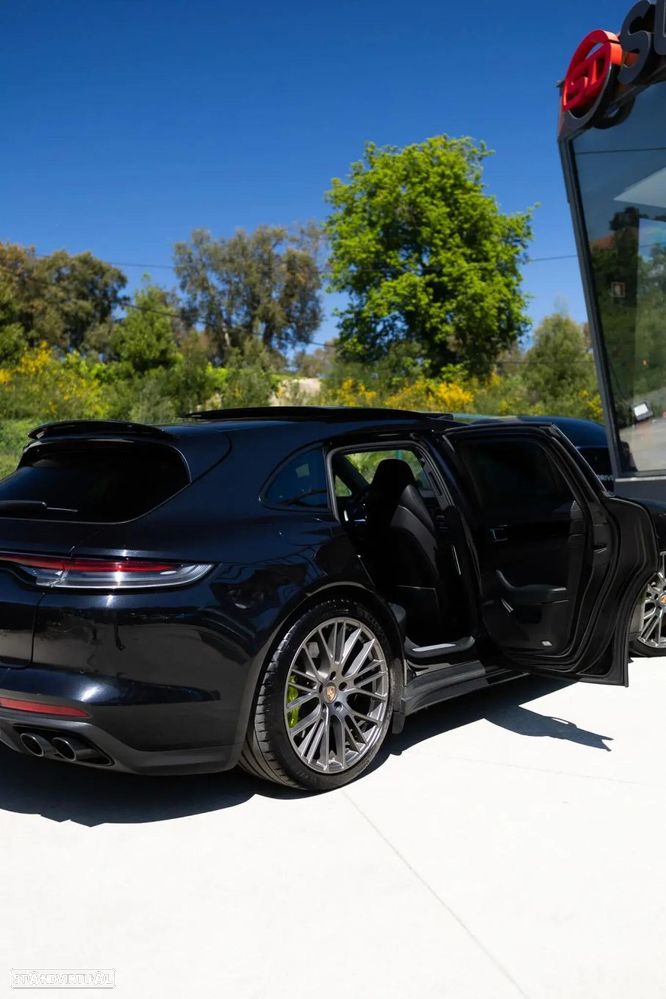 Porsche Panamera Sport Turismo 4 E-Hybrid Platinum Edition - 44
