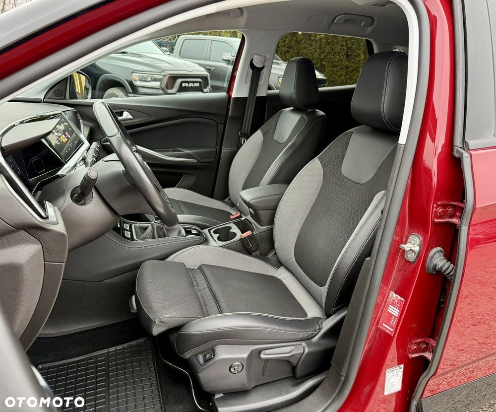 Opel Grandland 1.2 T GS Line S&S - 17