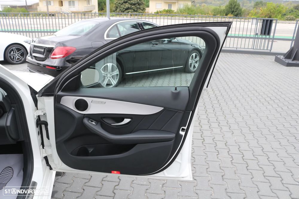 Mercedes-Benz C 300 de T 9G-TRONIC AMG Line - 32
