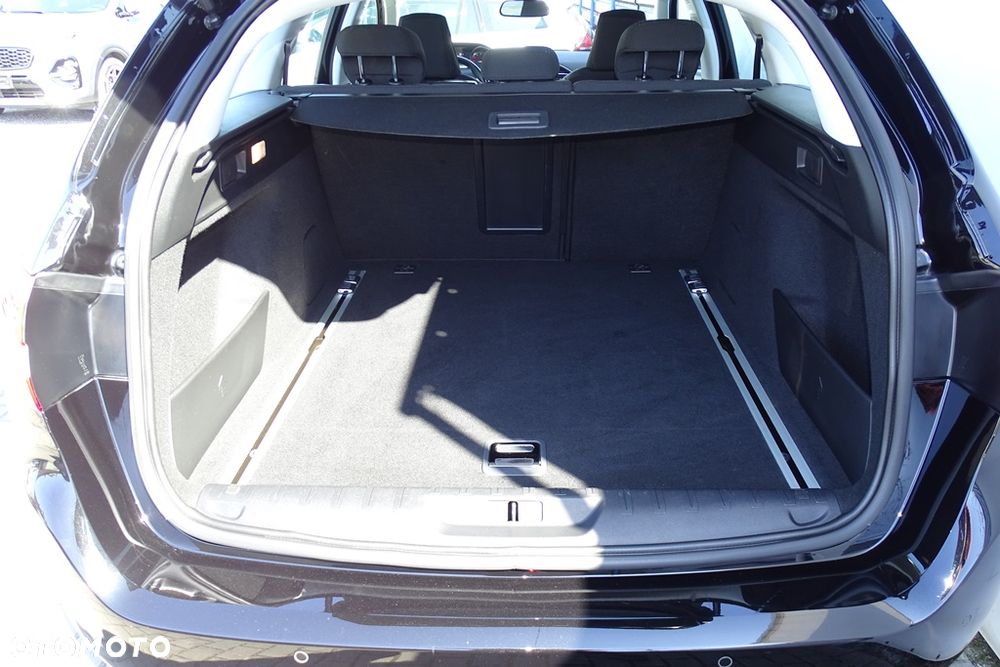 Peugeot 308 BlueHDi FAP 130 EAT8 Stop & Start GT Pack - 28