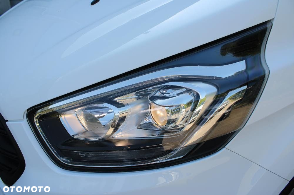 Ford Transit Custom - 23