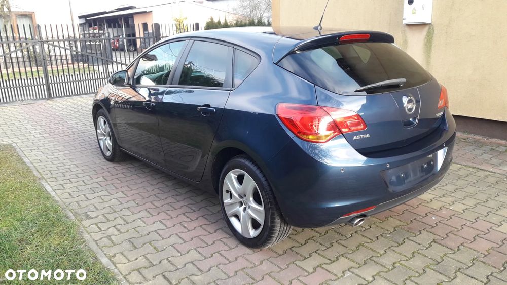 Opel Astra 1.4 Turbo Active - 11