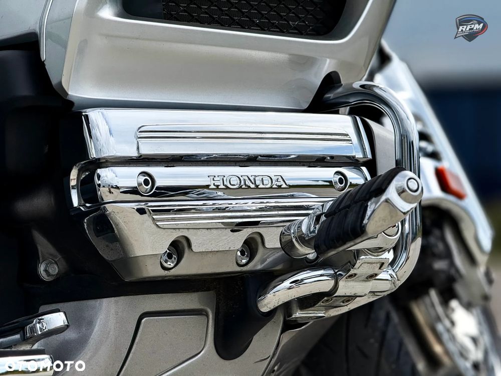 Honda GL - 27