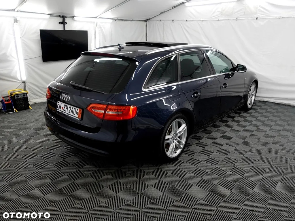 Audi A4 Avant 2.0 TDI DPF S line Sportpaket - 4