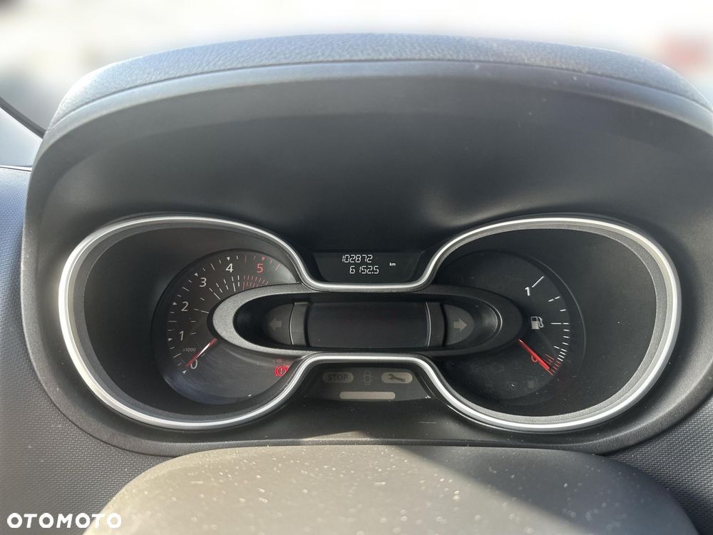 Renault Trafic - 13