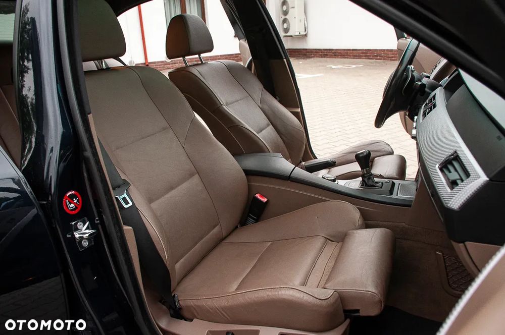 BMW Seria 5 530i SMG - 17