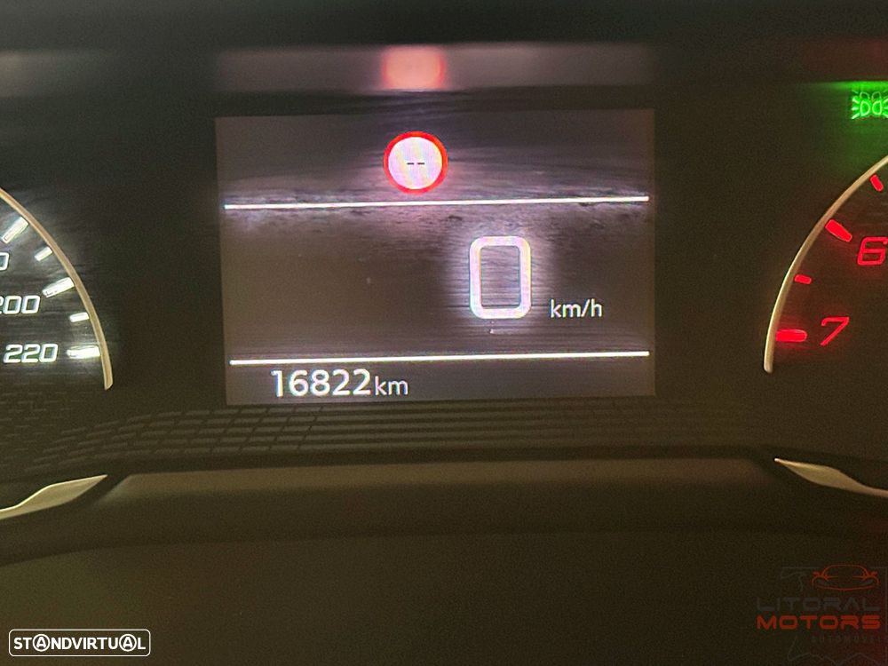 Peugeot 2008 1.2 PureTech Active - 26