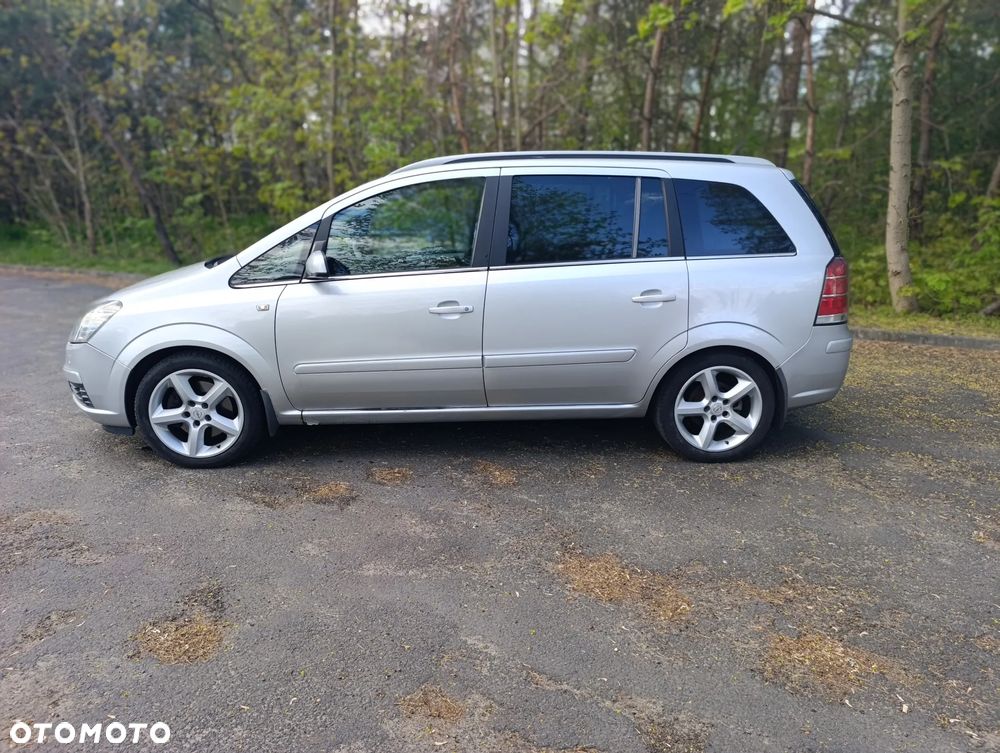Opel Zafira 1.9 CDTI Edition - 1